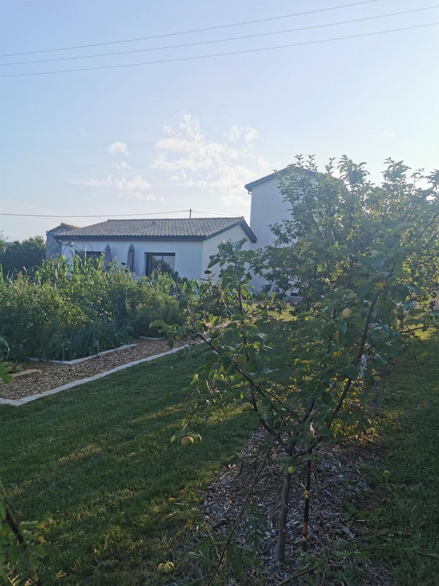 Au Jardin Des Deux Roches Prissé Exterior foto